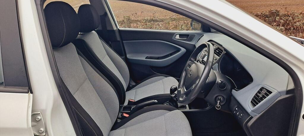 Used Hyundai i20 2016 for sale - 77392723: Photo 19