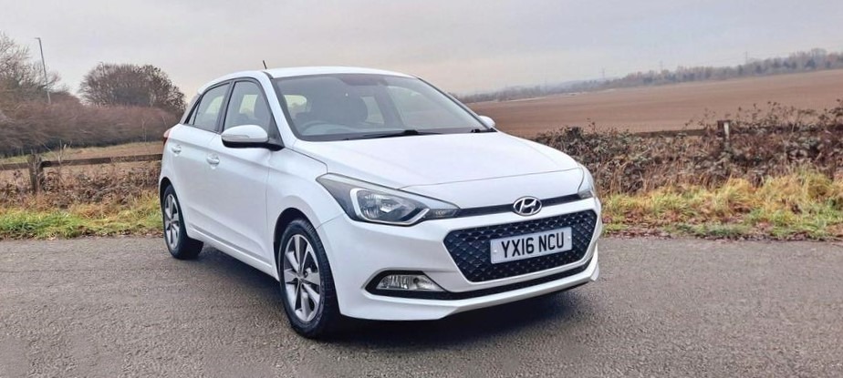Used Hyundai i20 2016 for sale - 77392723: Photo 2