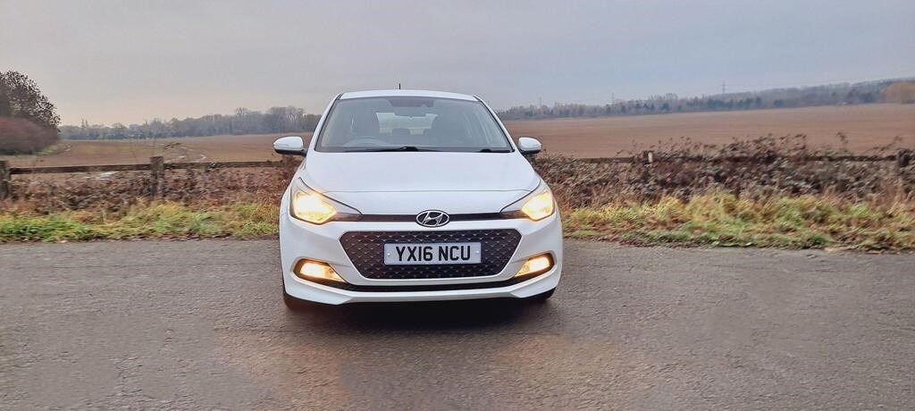 Used Hyundai i20 2016 for sale - 77392723: Photo 4