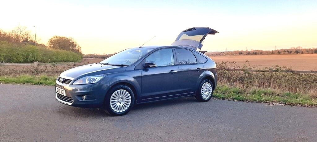 Used Ford Focus 2010 for sale - 77952210: Photo 10