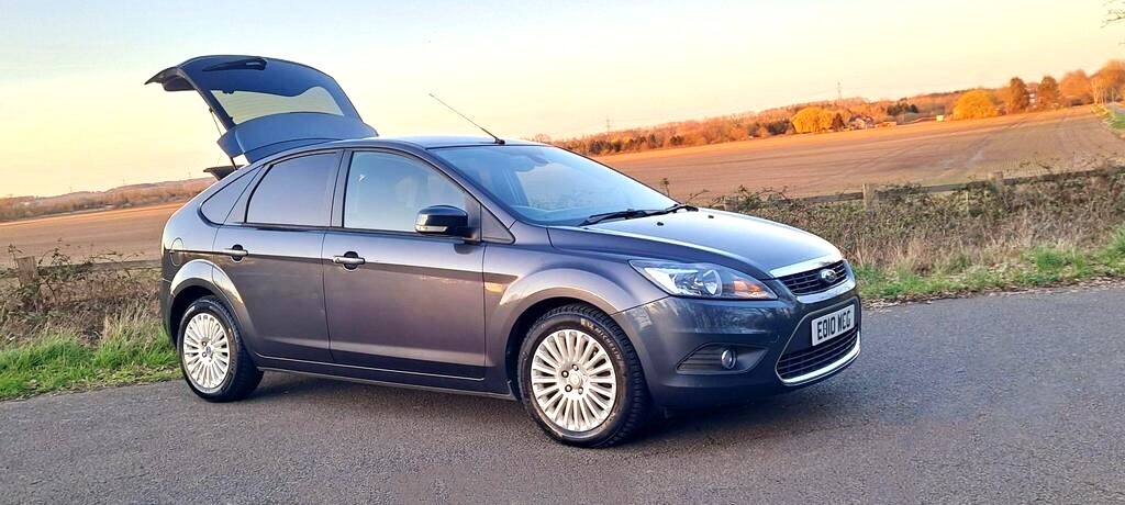 Used Ford Focus 2010 for sale - 77952210: Photo 11