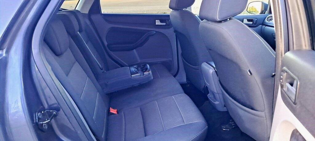 Used Ford Focus 2010 for sale - 77952210: Photo 18