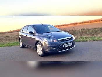 Used Ford Focus 2010 for sale - 77952210: Photo