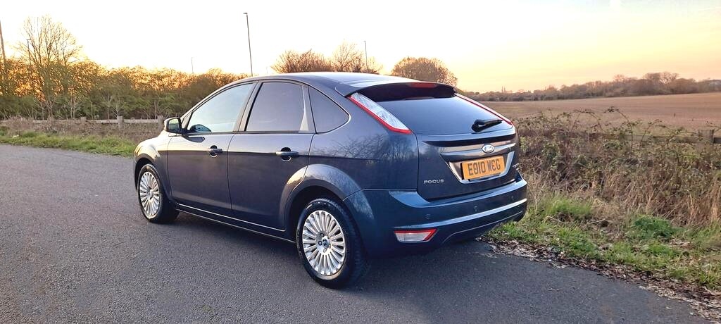 Used Ford Focus 2010 for sale - 77952210: Photo 7