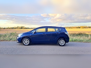 Used Toyota Verso 2012 for sale - 75922345: Photo