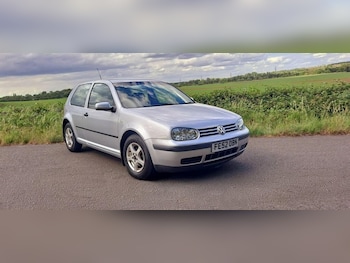 Used Volkswagen Golf 2002 for sale - 78819957: Photo