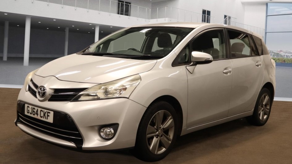 Used Toyota Verso 2014 for sale - 76453134: Photo 2