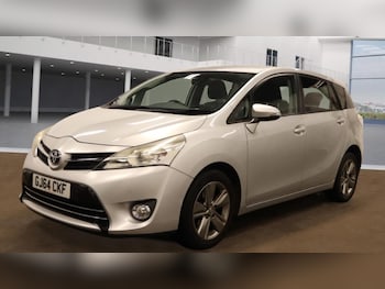 Used Toyota Verso 2014 for sale - 76453134: Photo