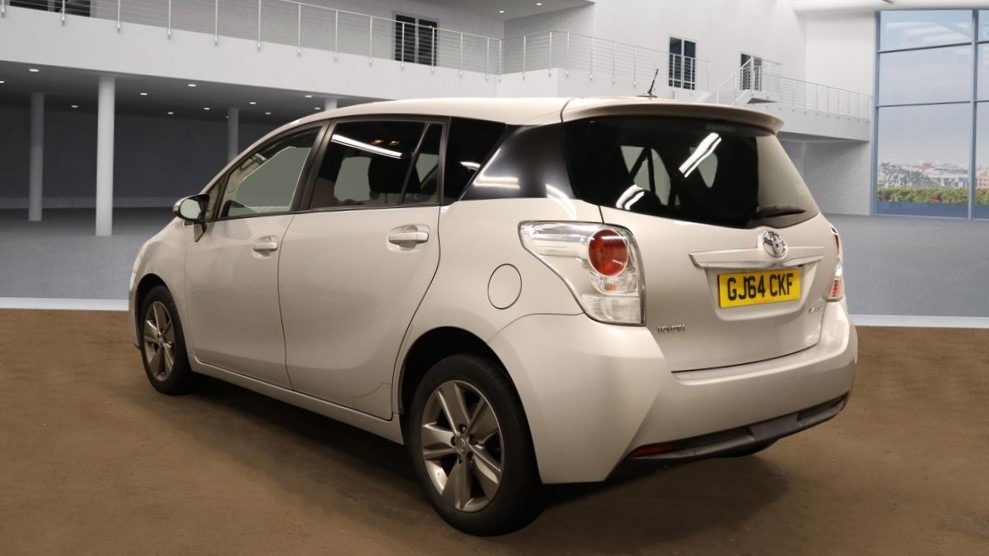 Used Toyota Verso 2014 for sale - 76453134: Photo 4