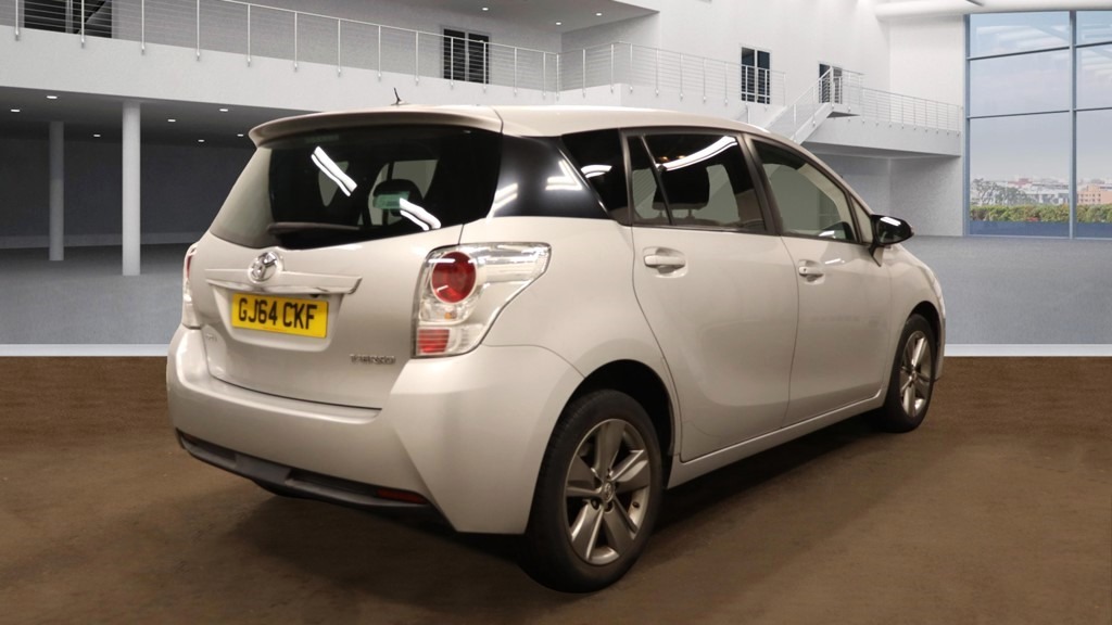 Used Toyota Verso 2014 for sale - 76453134: Photo 5
