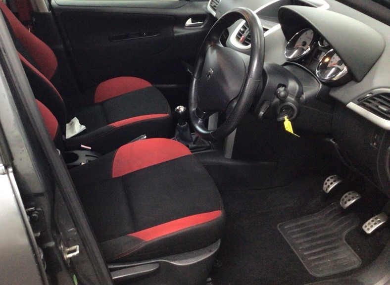 Used Peugeot 207 2012 for sale - 76736774: Photo 8