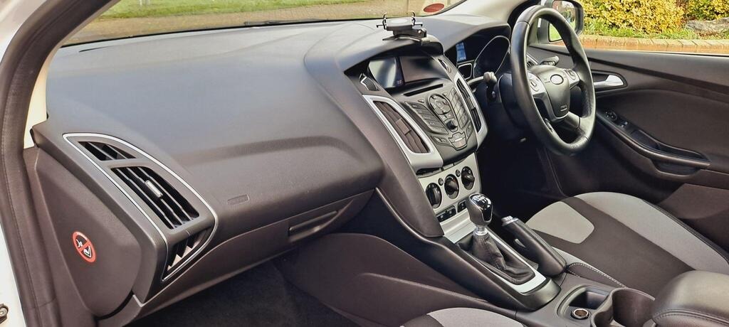 Used Ford Focus 2014 for sale - 77012351: Photo 12