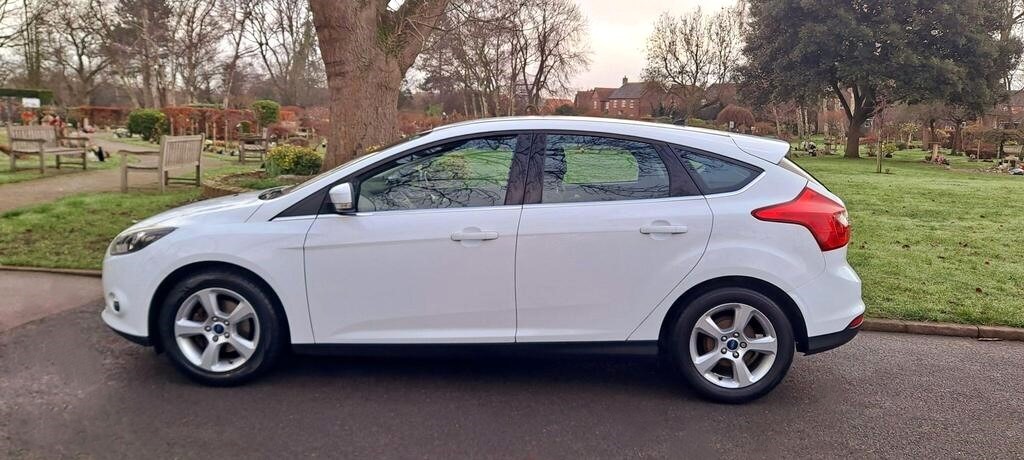 Used Ford Focus 2014 for sale - 77012351: Photo 5