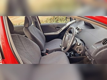 2009 (59) - 1.33 VVT-i TR 5dr [6 speed] - £35 road tax