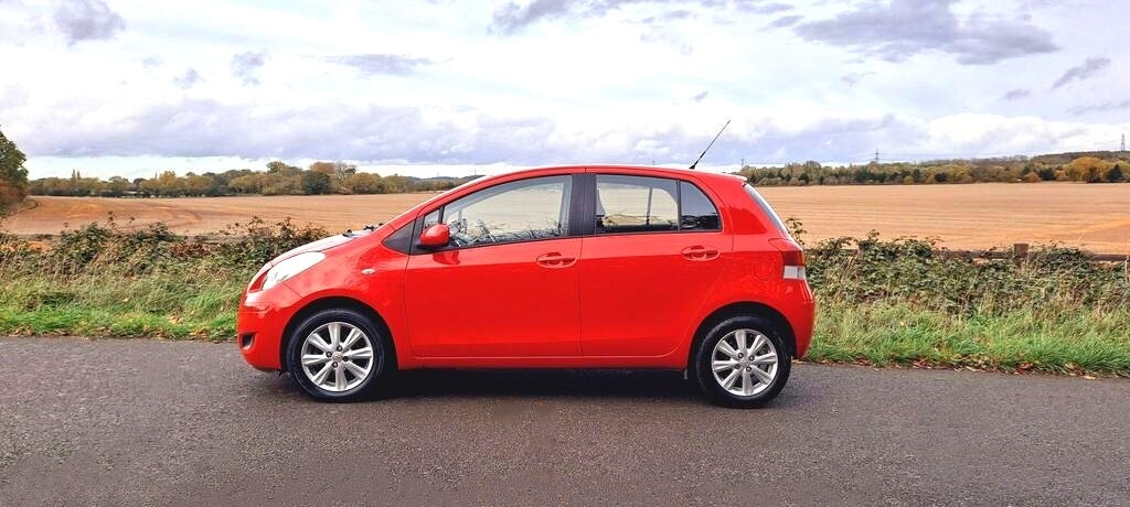 Used Toyota Yaris 2009 for sale - 76395016: Photo 2