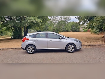 Used Ford Focus 2013 for sale - 79253600: Photo