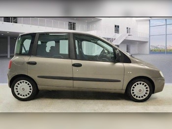 2011 (11) - 1.9 JTD Dynamic 5dr 6 SEATER