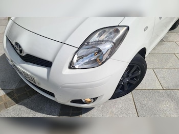 Used Toyota Yaris 2011 for sale - 75920466: Photo