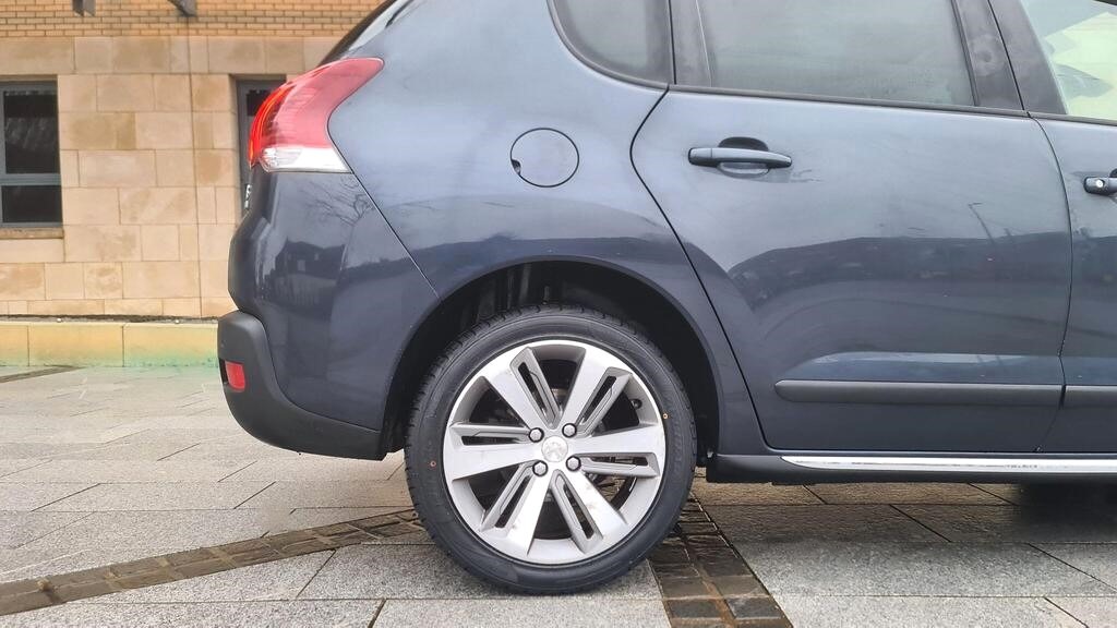 Used Peugeot 3008 2015 for sale - 76960582: Photo 14
