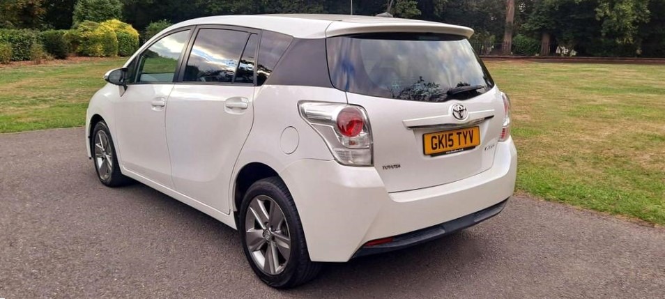 Vehicle 29