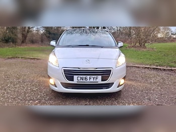 Used Peugeot 5008 2016 for sale - 77521591: Photo