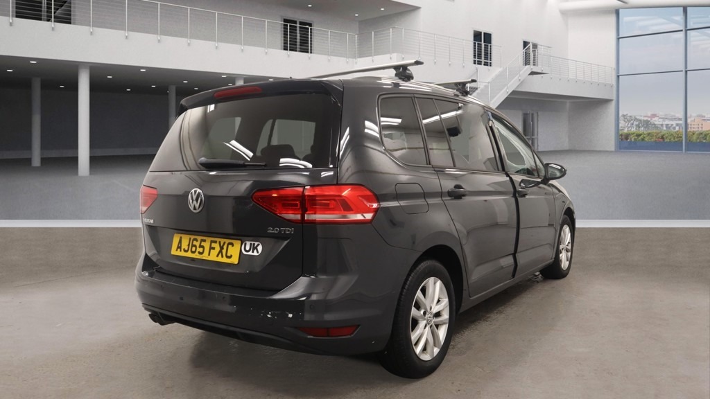 Used Volkswagen Touran 2016 for sale - 76664664: Photo 6