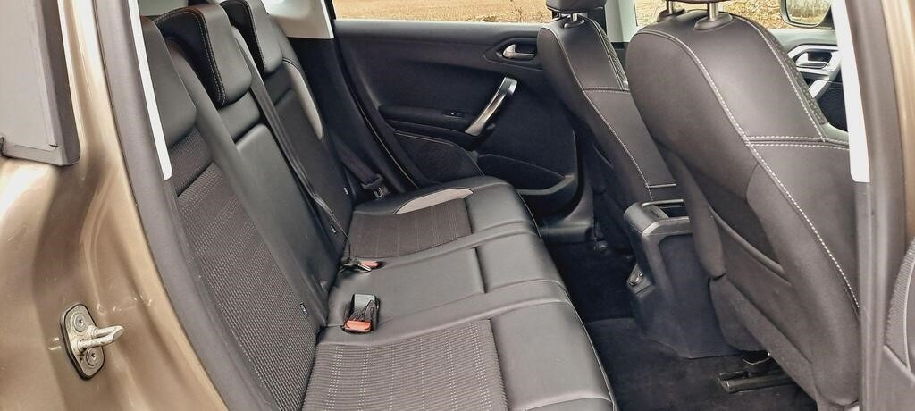 Used Peugeot 2008 2016 for sale - 77605326: Photo 16