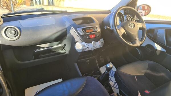 Used Toyota AYGO 2013 for sale - 76757382: Photo 21