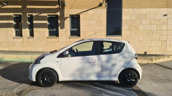 Used Toyota AYGO 2013 for sale - 76757382: Photo 33