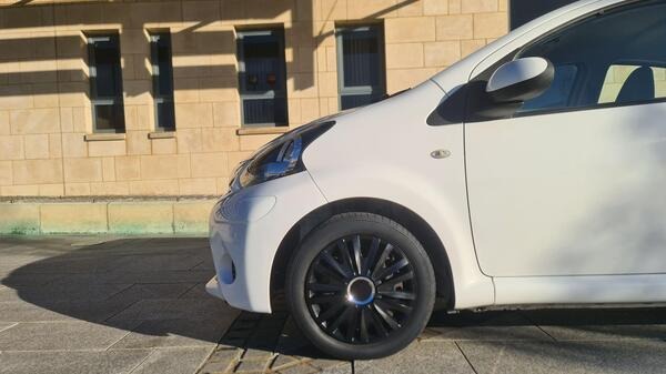 Used Toyota AYGO 2013 for sale - 76757382: Photo 39