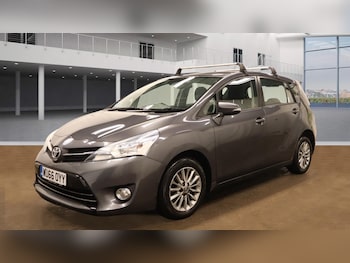 Used Toyota Verso 2016 for sale - 76302586: Photo 2