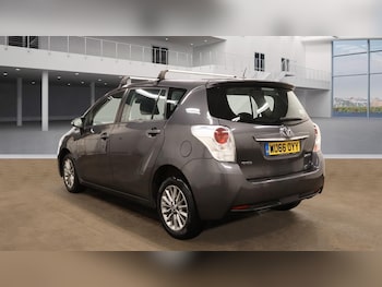 Used Toyota Verso 2016 for sale - 76302586: Photo 3