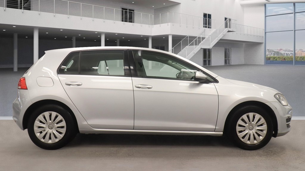 Used Volkswagen Golf 2013 for sale - 76922248: Photo 3