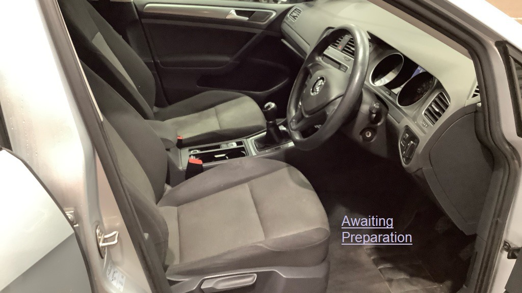 Used Volkswagen Golf 2013 for sale - 76922248: Photo 5