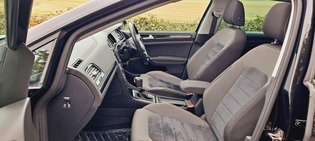 Used Volkswagen Golf 2016 for sale - 76107072: Photo 21