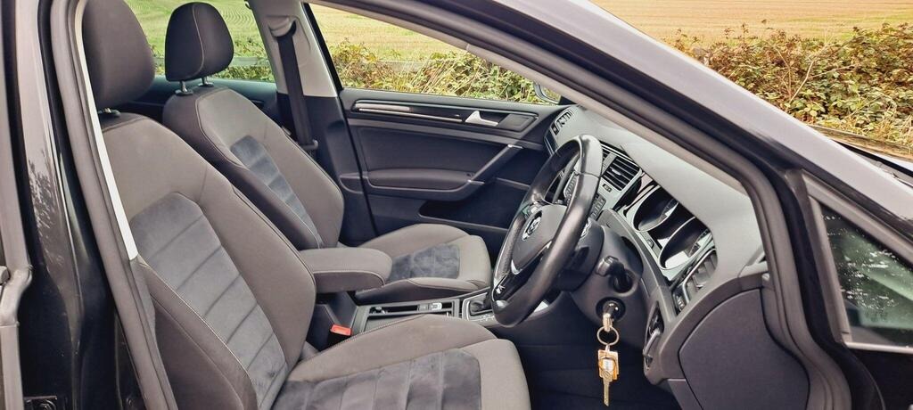 Used Volkswagen Golf 2016 for sale - 76107072: Photo 23