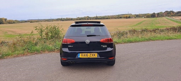 Used Volkswagen Golf 2016 for sale - 76107072: Photo 8