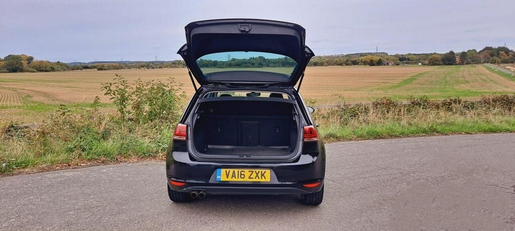 Used Volkswagen Golf 2016 for sale - 76107072: Photo 9