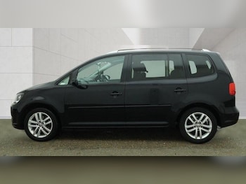 Used Volkswagen Touran 2011 for sale - 78944312: Photo