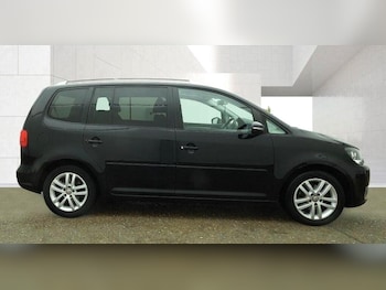 Used Volkswagen Touran 2011 for sale - 78944312: Photo