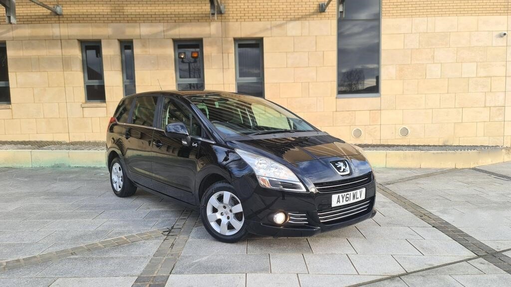 Used Peugeot 5008 2011 for sale - 76970072: Photo 1
