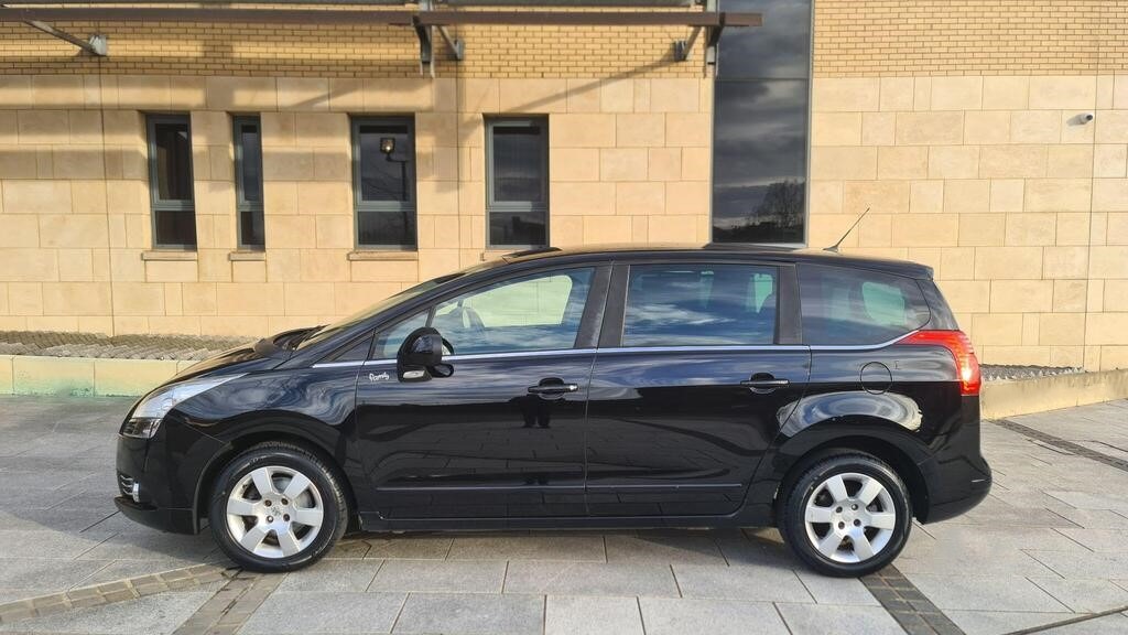 Used Peugeot 5008 2011 for sale - 76970072: Photo 3