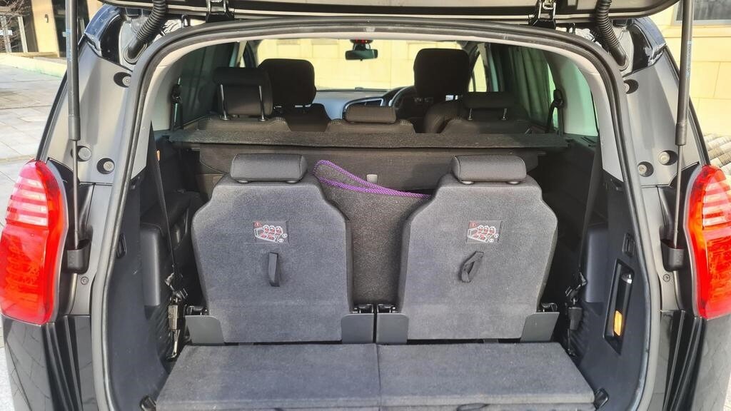 Used Peugeot 5008 2011 for sale - 76970072: Photo 7