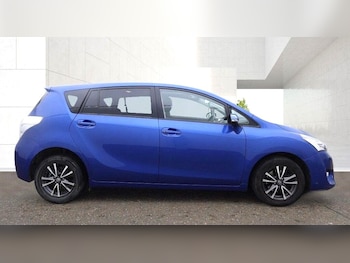 Used Toyota Verso 2015 for sale - 79312974: Photo