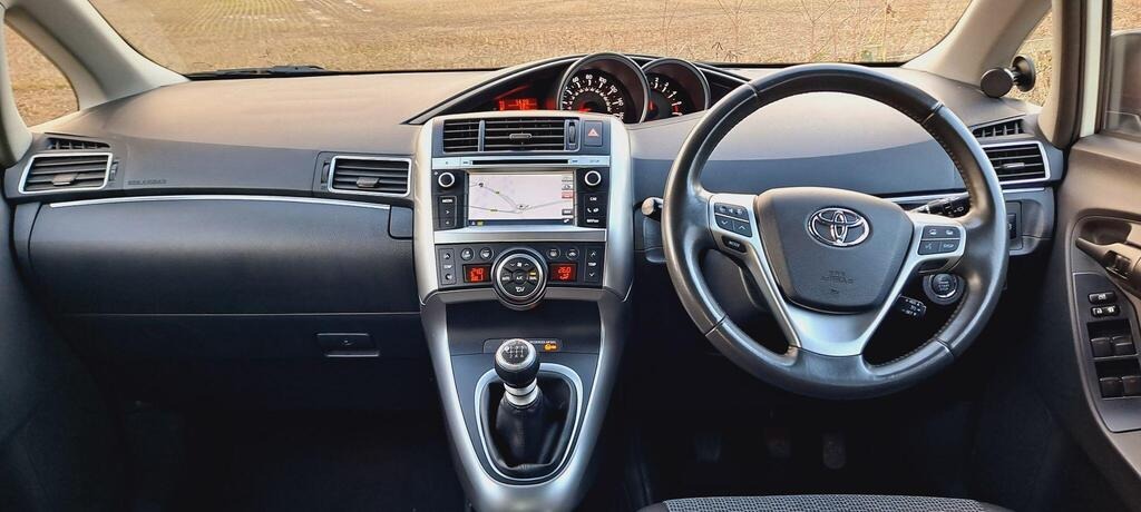 Used Toyota Verso 2014 for sale - 76921996: Photo 12