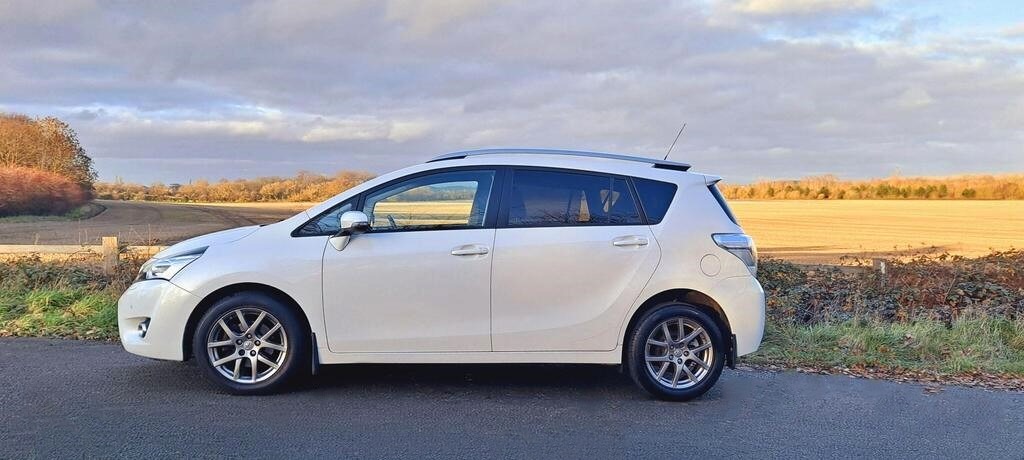 Used Toyota Verso 2014 for sale - 76921996: Photo 5