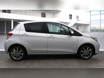 Used Toyota Yaris 2011 for sale - 76368991: Photo