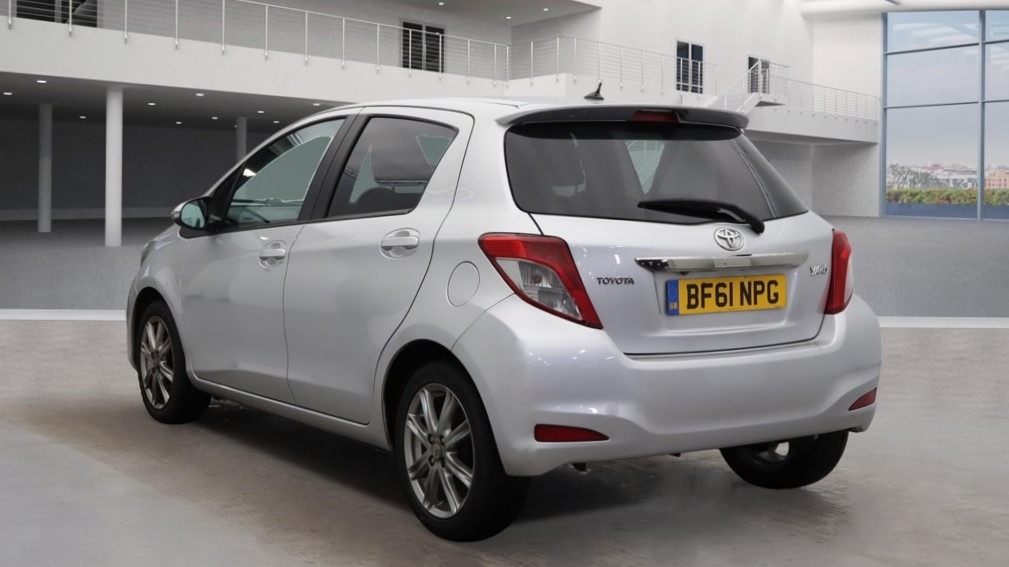 Used Toyota Yaris 2011 for sale - 76368991: Photo 5