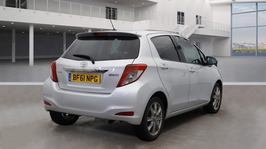 Used Toyota Yaris 2011 for sale - 76368991: Photo 6