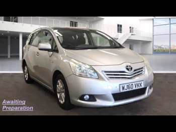 2011 (60) - 2.0 D-4D TR Panoramic Roof 7 Seater 5dr